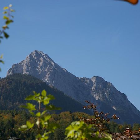 Gaestehaus Laerchenhang Mittenwald Exterior photo