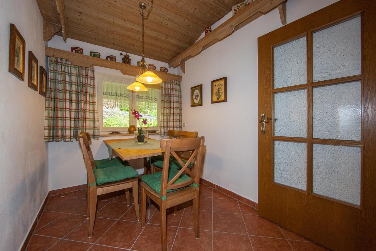 Gaestehaus Laerchenhang Mittenwald Room photo