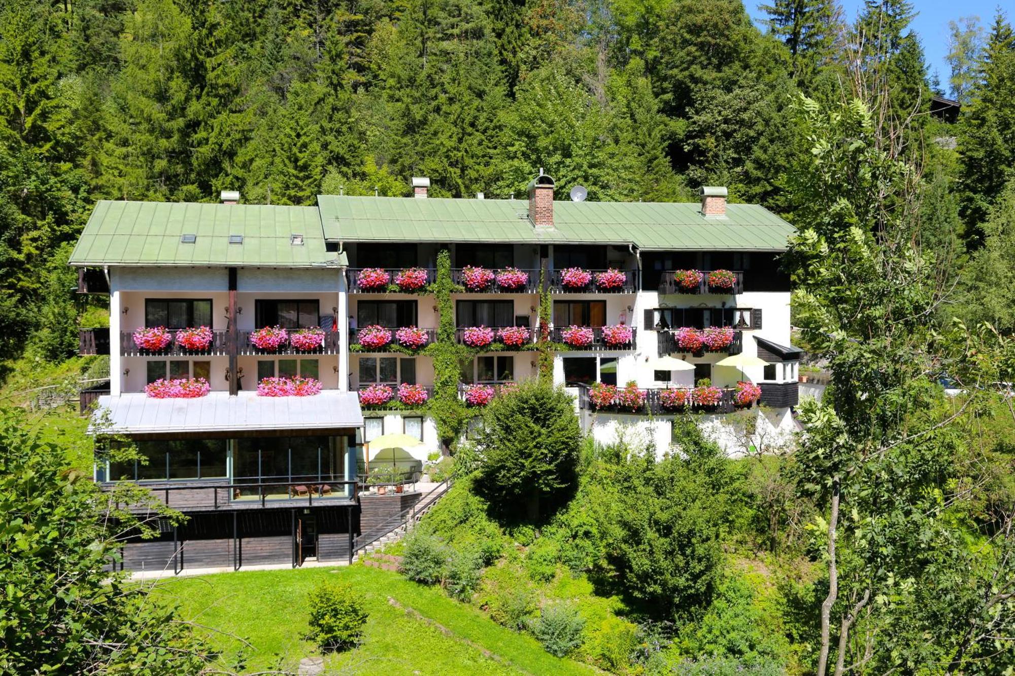Gaestehaus Laerchenhang Mittenwald Exterior photo